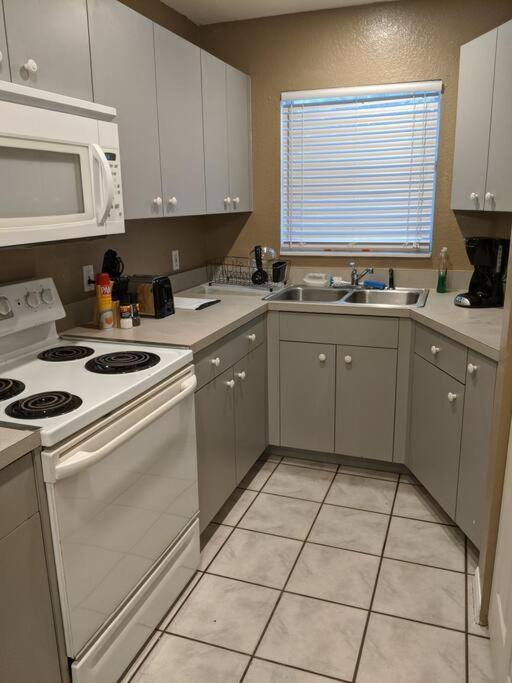 Snowbirds Escape / Vacation Gateway #A Apartment Englewood Exterior photo