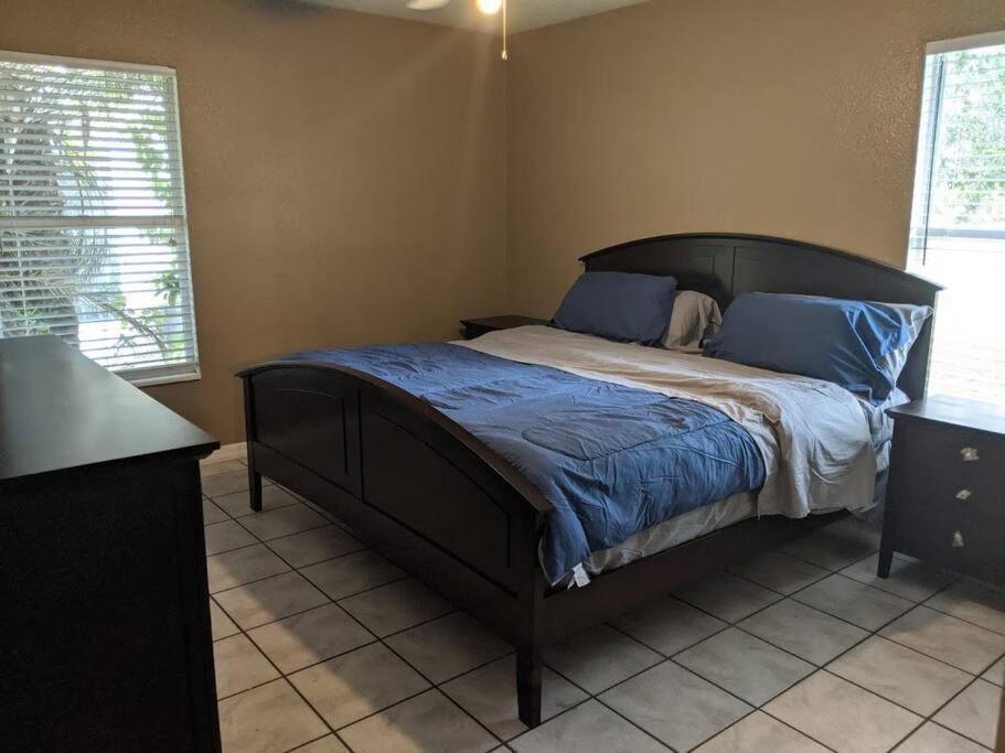 Snowbirds Escape / Vacation Gateway #A Apartment Englewood Exterior photo